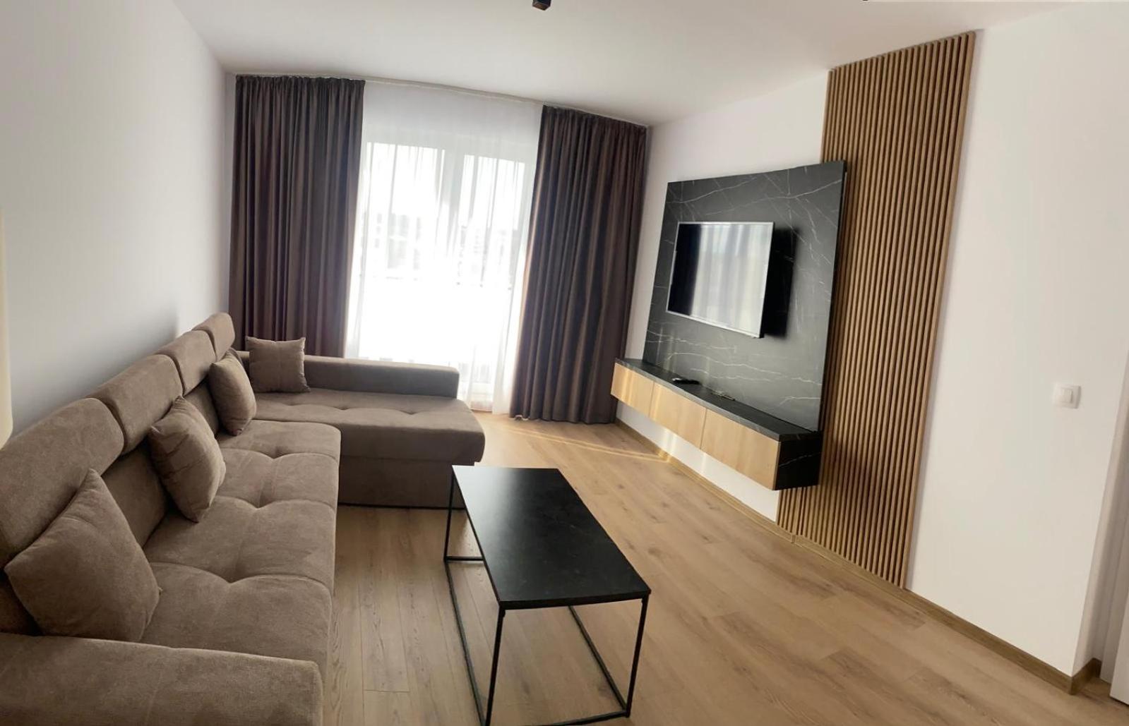Milan Luxury Apartaments Vi-Maurer Residence Targu Mures Exterior photo